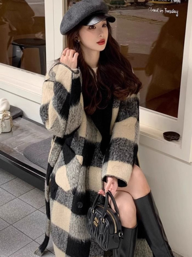  autumn and winter mid-length large version black and white large plaid reversible Korean style Korean woolen jacket for women