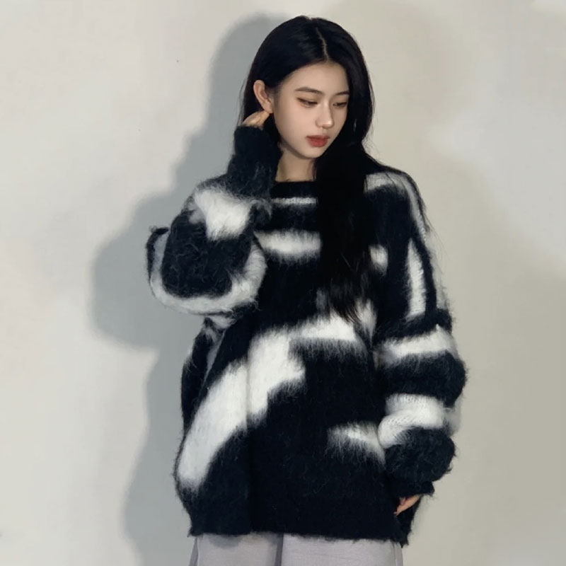 2023年新款上衣春秋季黑白毛衣女秋冬復古慵懶風設計感小眾小個子