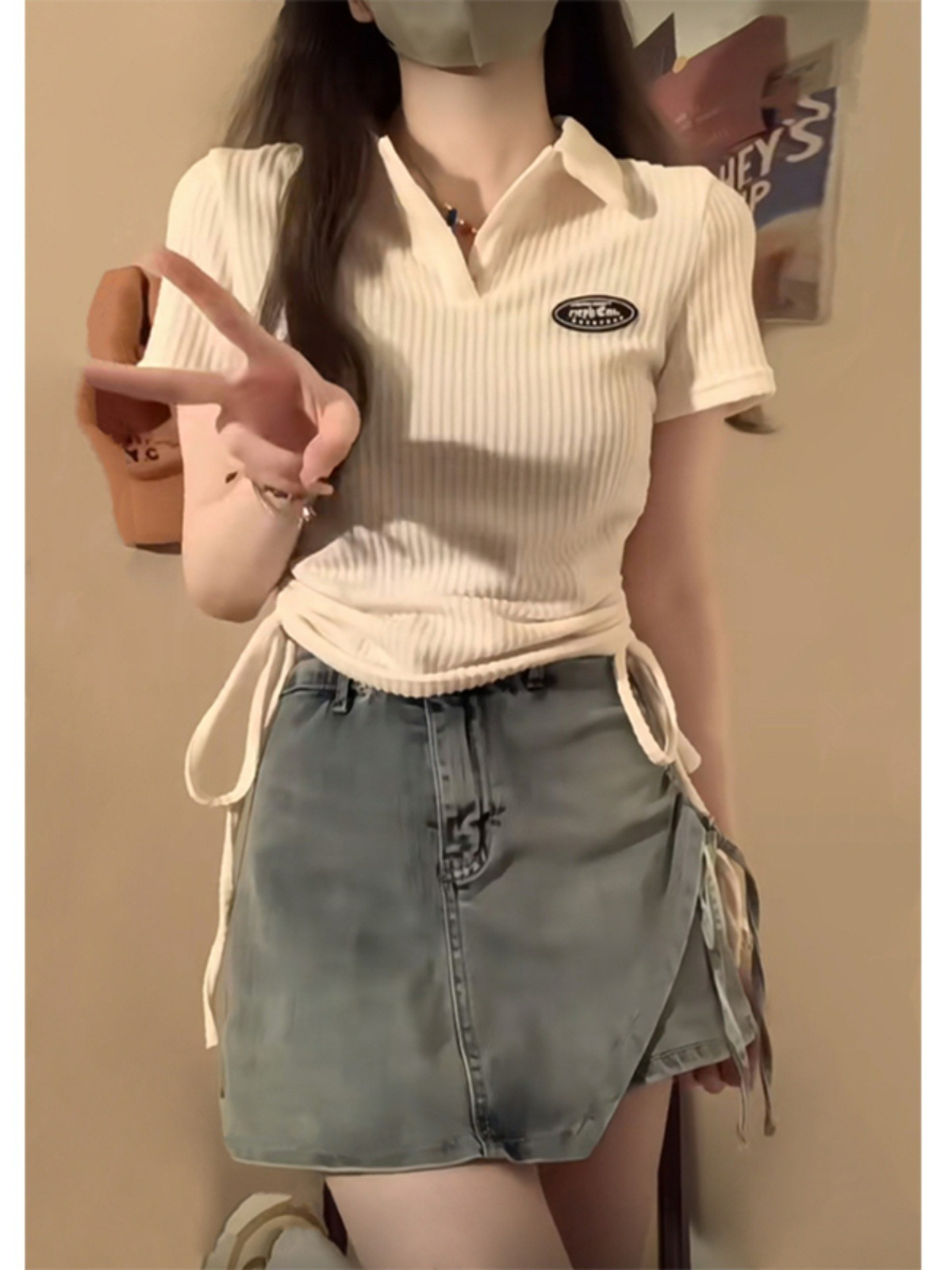Real shot - polo collar short-sleeved T-shirt for women in summer, drawstring design, slim-fitting letter hot girl short top, trendy