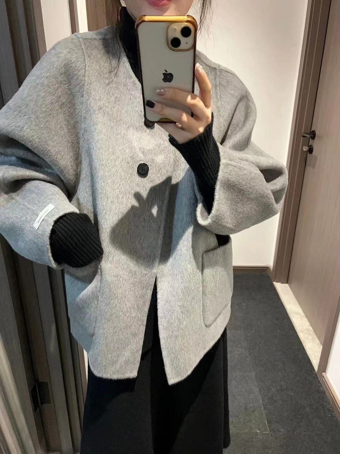 Gray short woolen coat for women 2023 new autumn and winter woolen coat high-end and thickened for small people