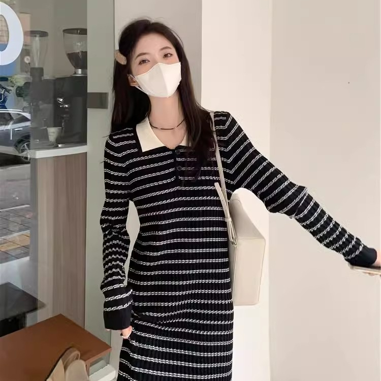 秋冬季2023新款復古條紋長袖連衣裙女士韓系寬鬆撞色polo針織裙子