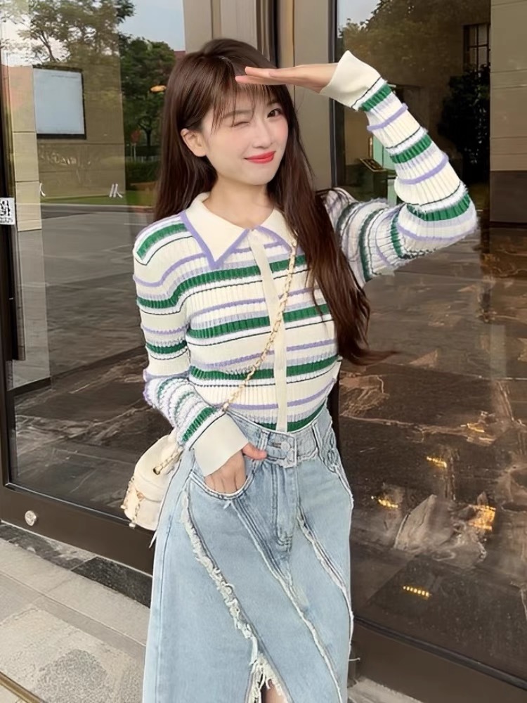 港風別致條紋polo領打底衫女小眾設計感秋季新款內搭修身針織上衣