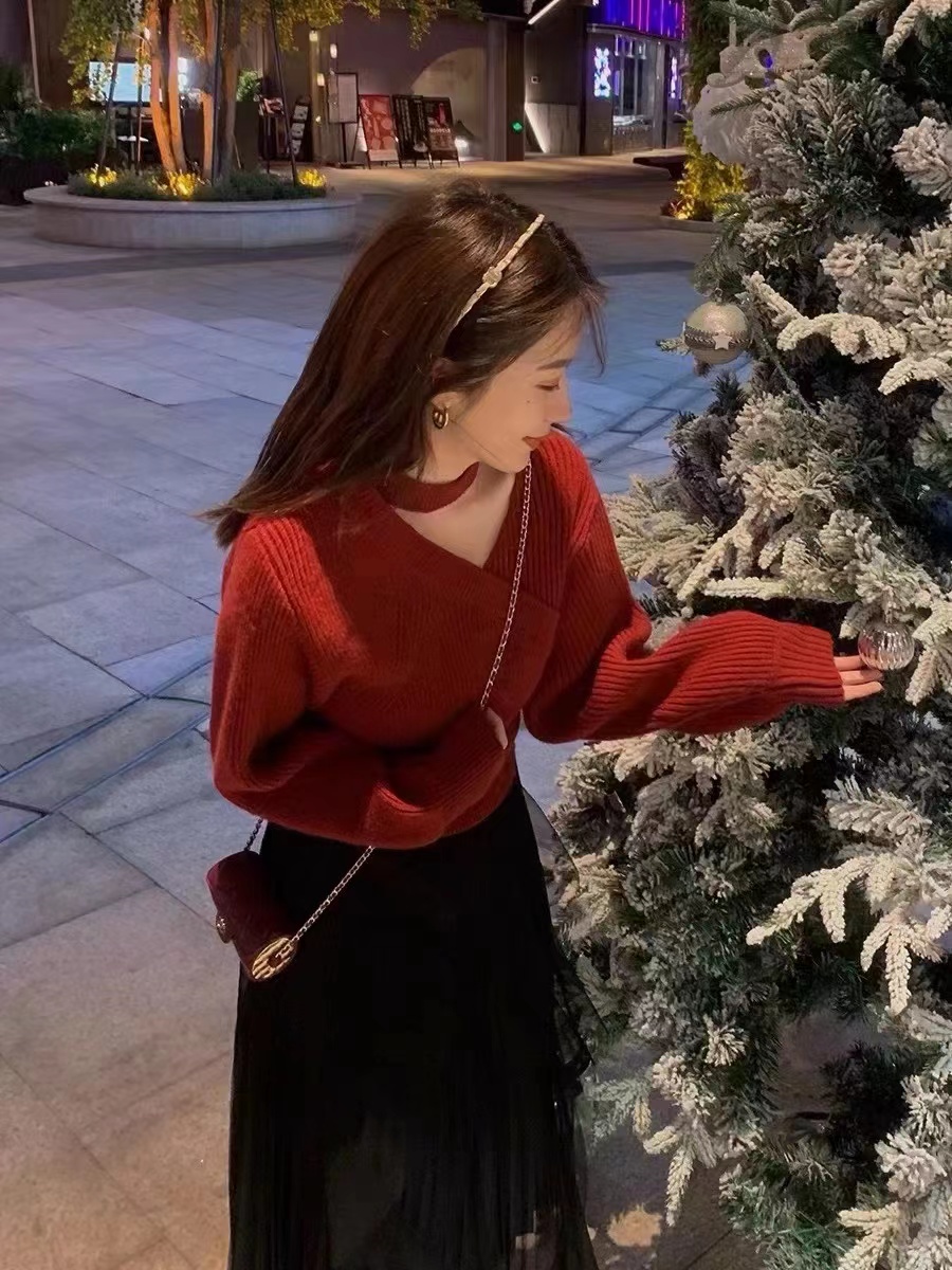 楊楊yangruoyu高級感紅色v領聖誕毛衣女設計感小眾氣質上衣溫柔冬