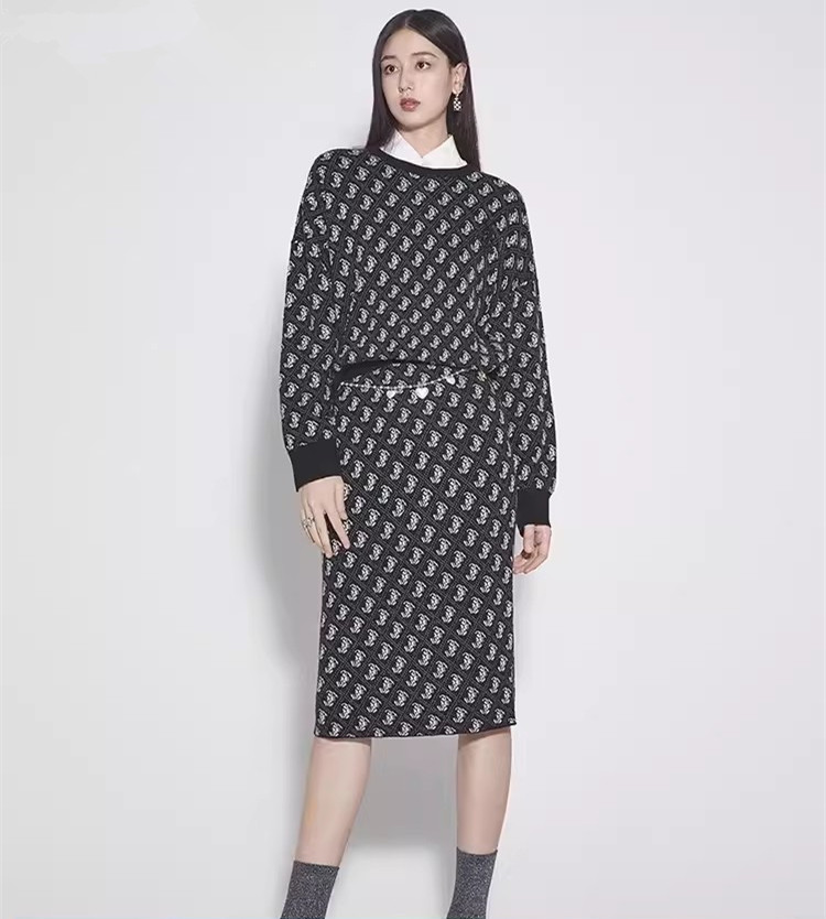黑標系列 歐時力 絲滑羊毛兔子提花毛織裙套裝2023新款秋裝設計感
