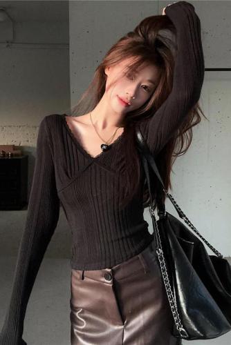 Actual shot~Pure Desire V-neck lace long-sleeved T-shirt in autumn and winter with a slim-fitting bottoming top