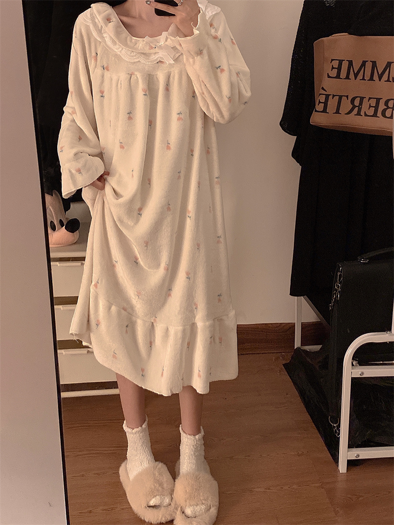 Please go to 3053C J+●studio for payment