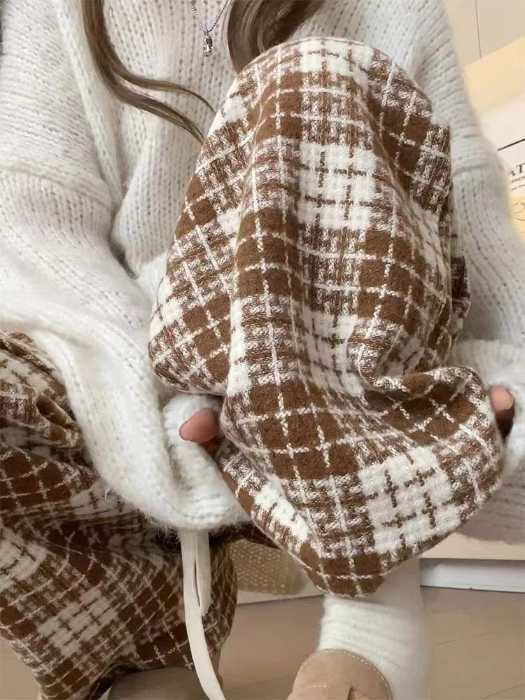 Lade plaid pants for women in autumn and winter, pear-shaped casual pants, narrow wide-leg pants, drapey, high-end straight-leg pants