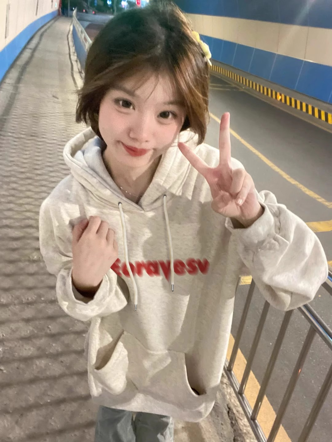 防棉華棉複合牛奶絲300克/銀狐絨400克連帽衛衣女