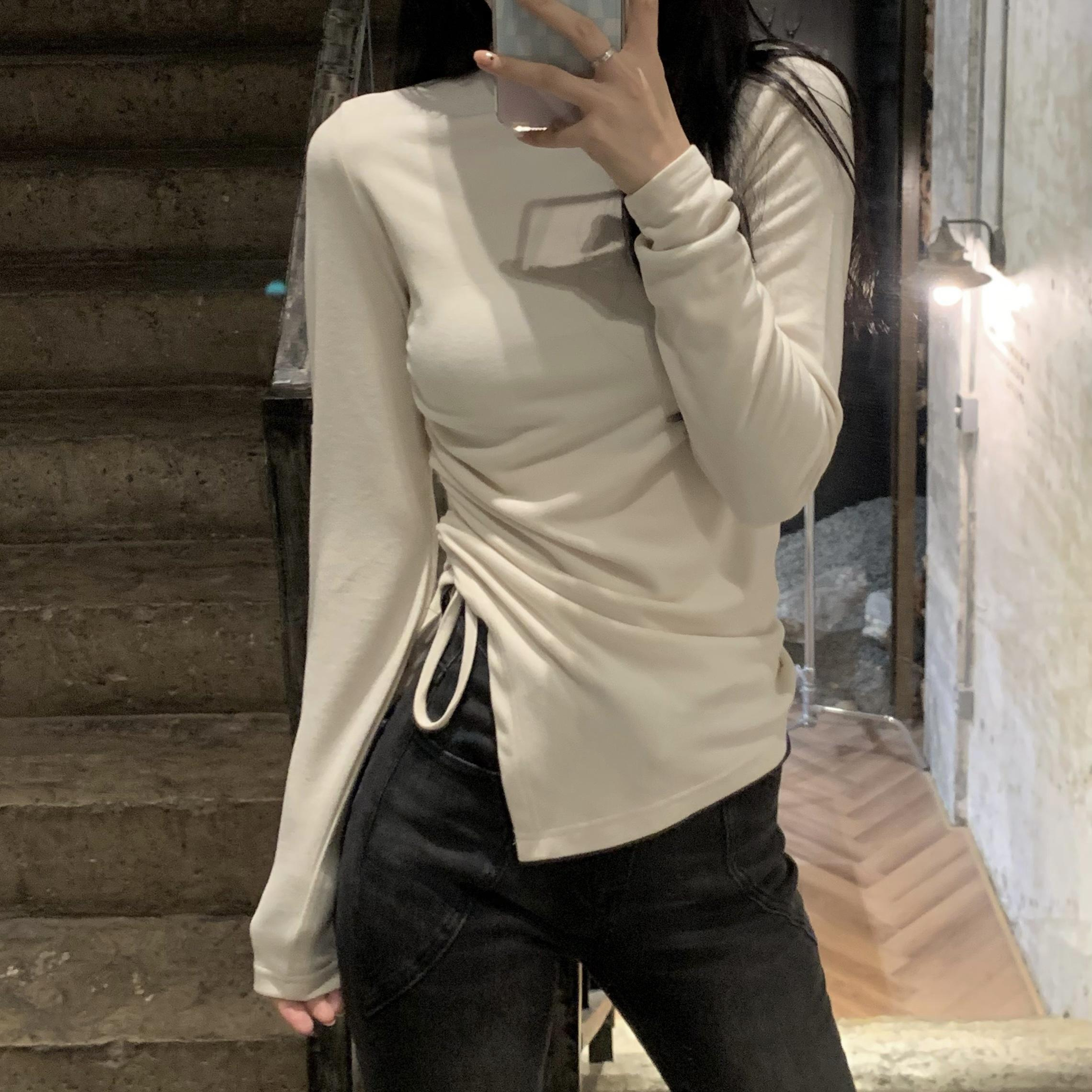 韓國秋季小眾設計感圓領系扣長袖短款套頭衛衣上衣女