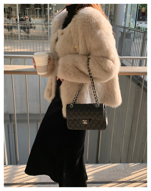 ok is a good environmentally friendly imitation fur jacket for women in winter. Loose plush toka short fur all-in-one small fragrance top
