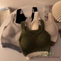 Take a picture of a patchwork lamb's wool with a chest pad, warm strapless backless vest, no bra required, integrated, lined and thickened underwear