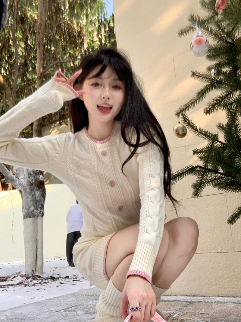 實拍 奶酪甜心*秋冬復古奶白緊身包臀裙長袖針織連衣裙