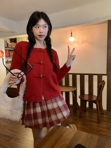 实拍套装红色毛衣女秋冬针织开衫外套新中式国风盘扣方领上衣