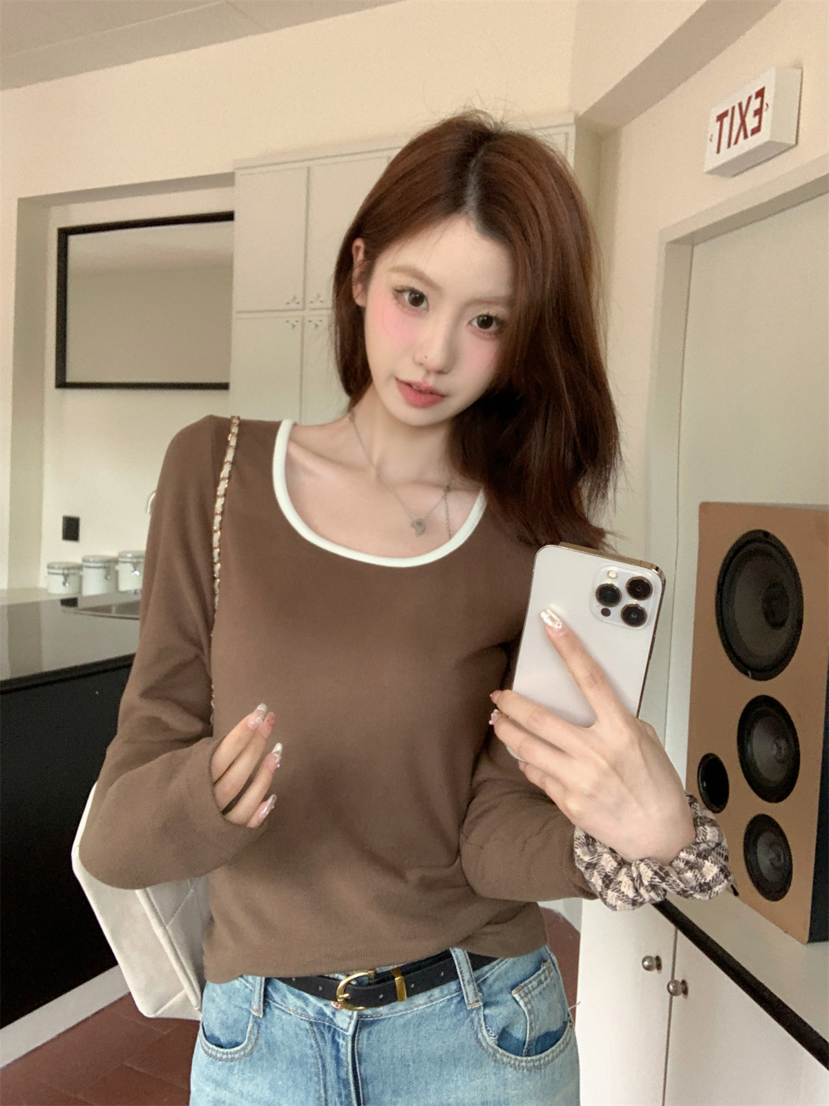 Actual shot of autumn and winter Korean style slim square collar contrasting color slimming German velvet warm inner wear T-shirt bottoming shirt top for women