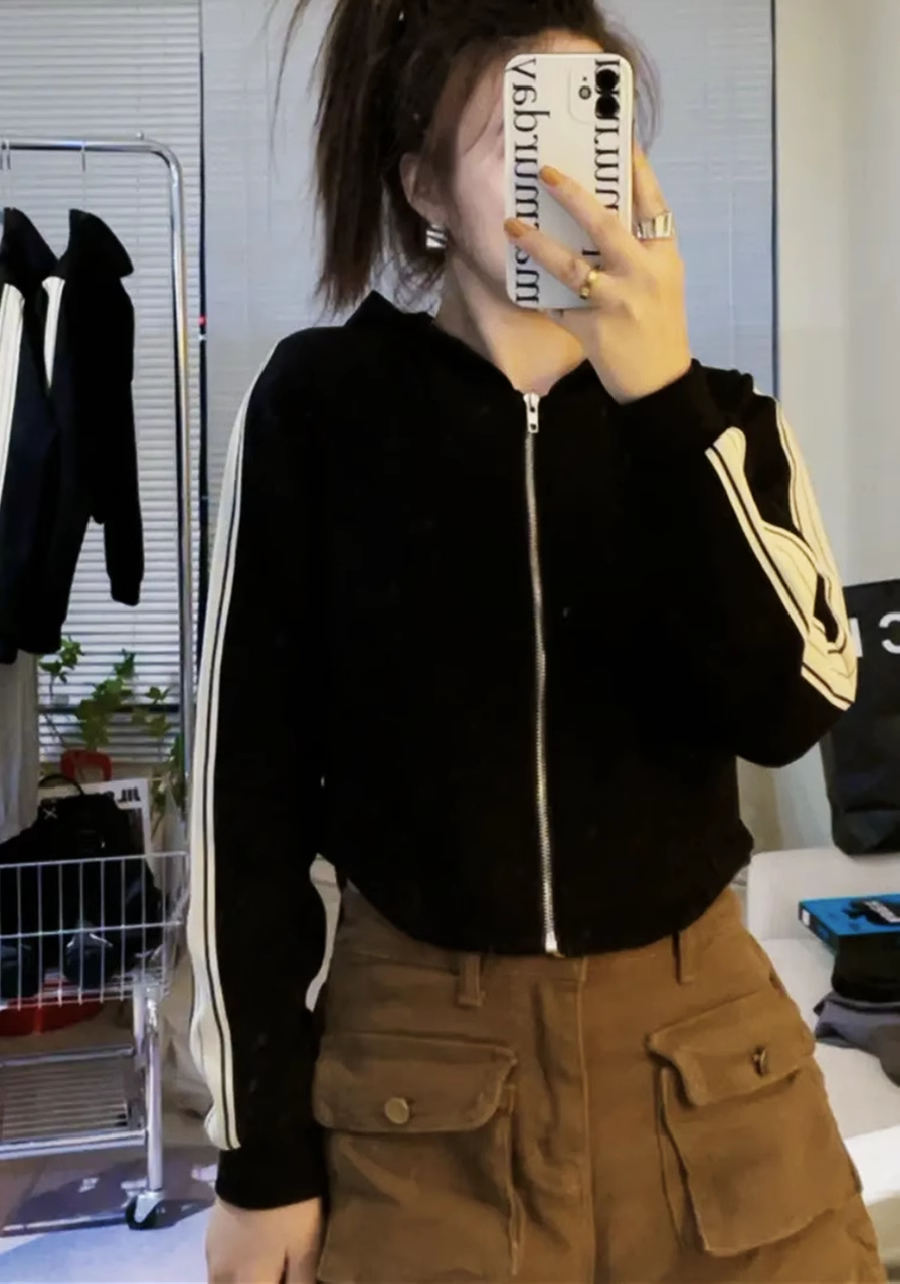 New design street jacket tops women's fashionable striped stand-up collar zipper sweatshirt short style