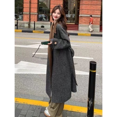 High-end retro striped woolen coat for women mid-length  autumn and winter new Korean Maillard woolen coat
