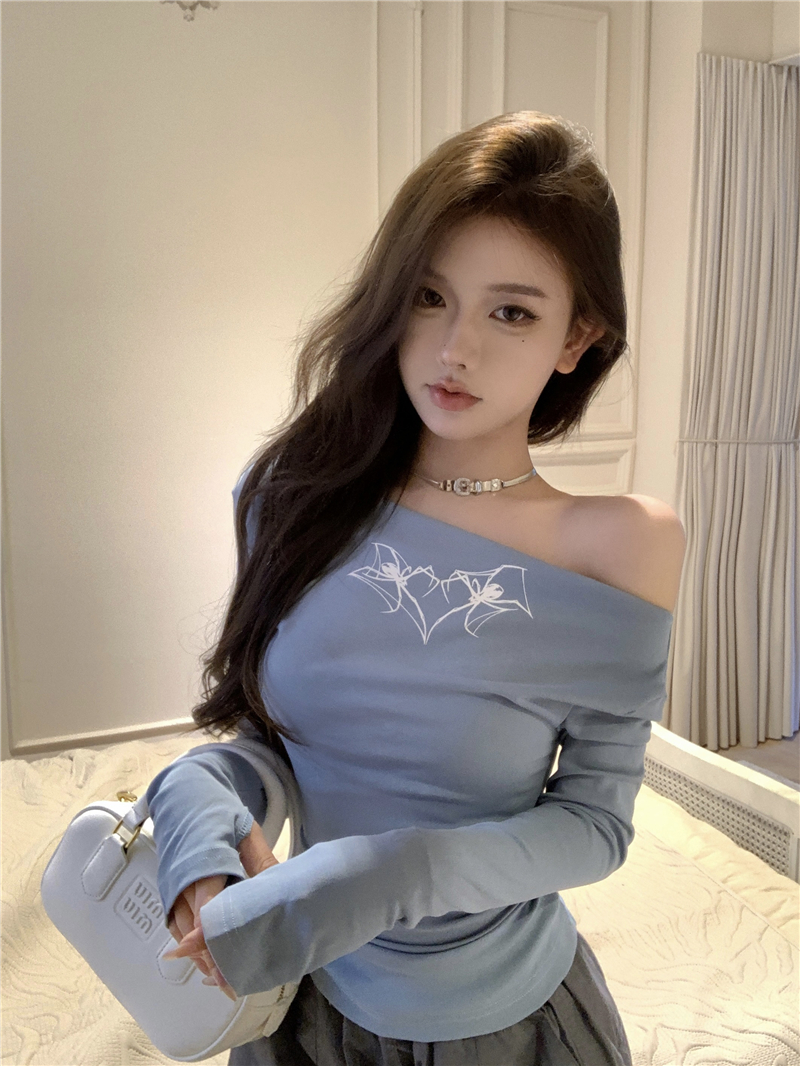 實拍~辣妹一字肩長袖t恤女秋季穿搭短款修身打底衫露肩上衣