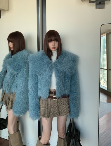 Real shot lapel eco-friendly wool simulated fur women's 2023 winter short soft waxy wool coat