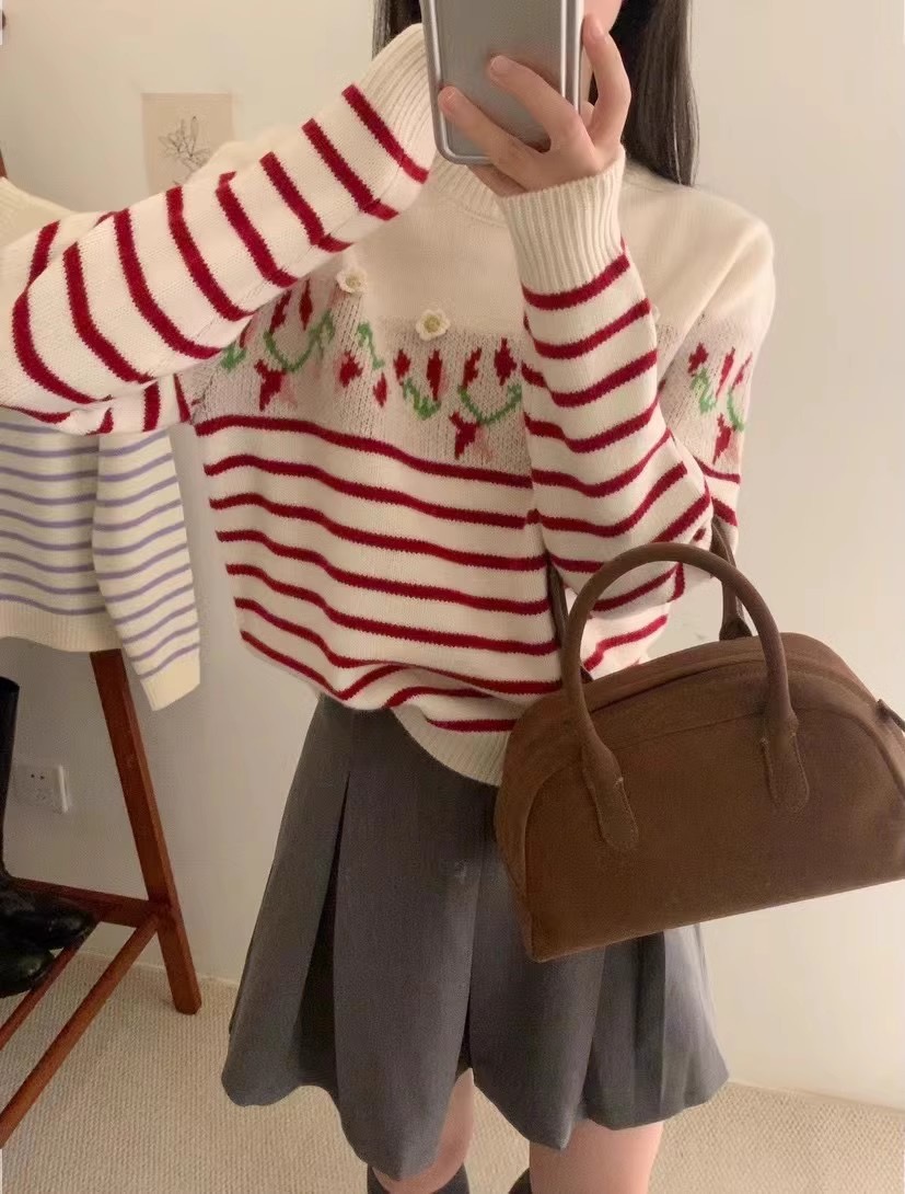 2023秋冬新款減齡立體刺繡小花套頭羊毛毛衣女寬鬆休閒學院風上衣
