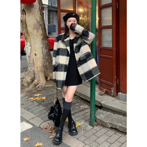 Plaid Woolen Suit Jacket Women's 2023 Autumn and Winter New Korean Loose Thickened Small Retro Woolen Coat