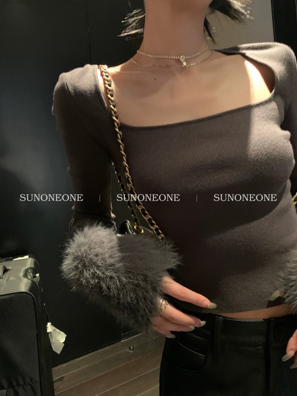 SUNONEONE 袖口貂毛打底針織衫女2023新款早秋設計感修身顯上衣