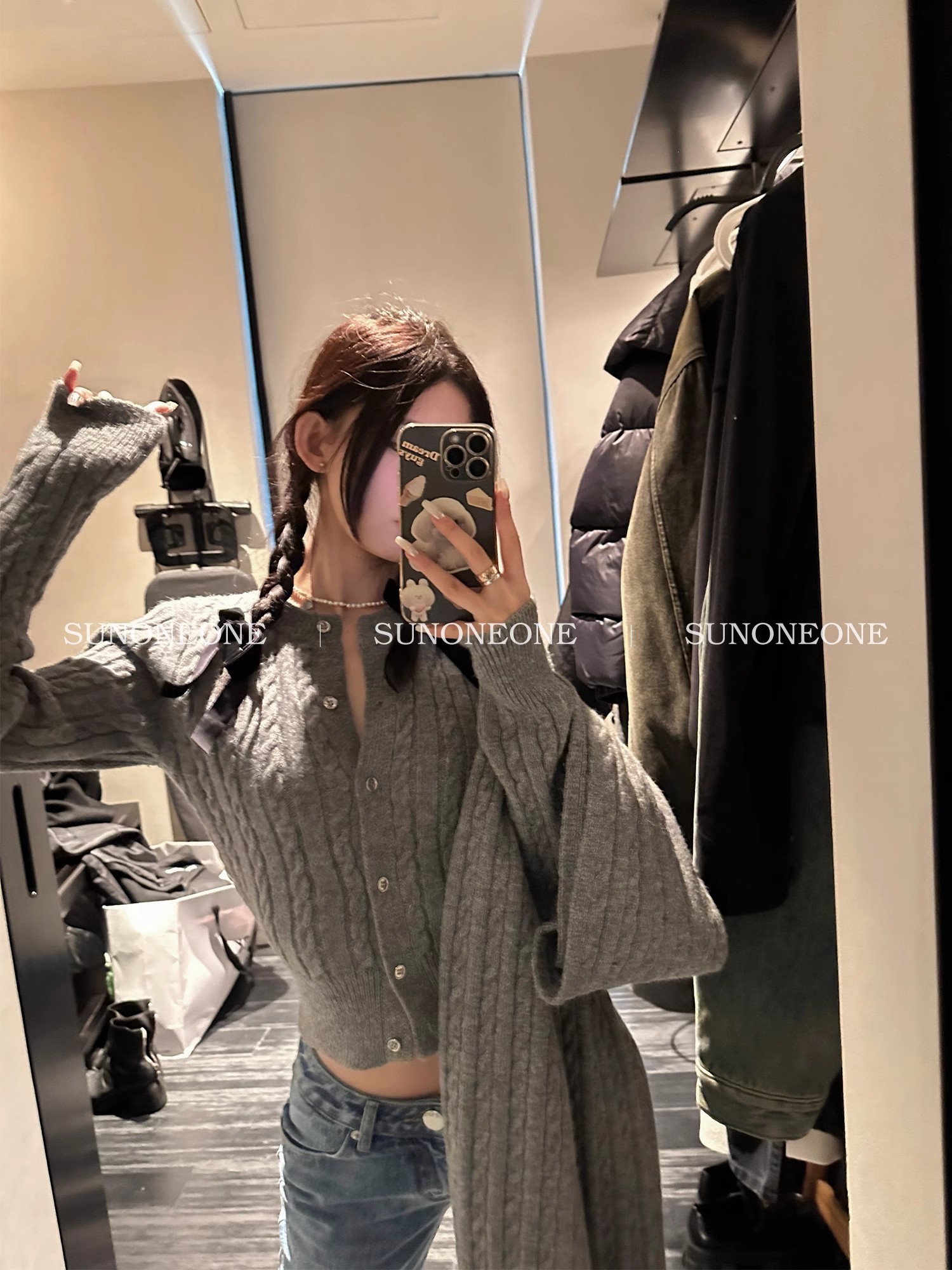 SUNONEONE麻花圍巾灰色修身短款厚毛衣開衫女秋冬長袖針織衫