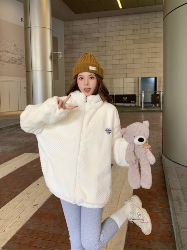 Korean version of sweet lamb wool coat for women winter stand-up collar thickened plush loose new style student versatile fashionable white