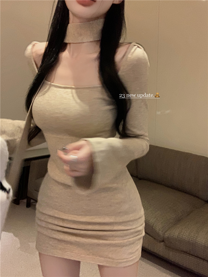 實拍 御姐風辣妹性感修身包臀裙掛脖毛衣針織連衣裙秋冬