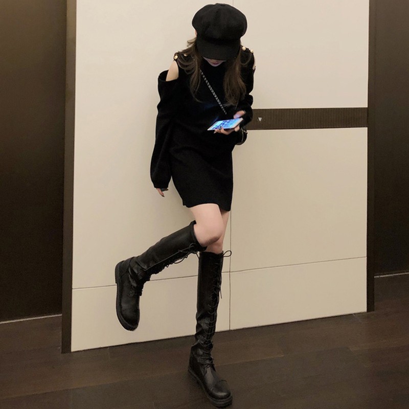 配大衣內搭修身針織連衣裙女秋冬性感露肩小個子氣質打底毛衣裙子