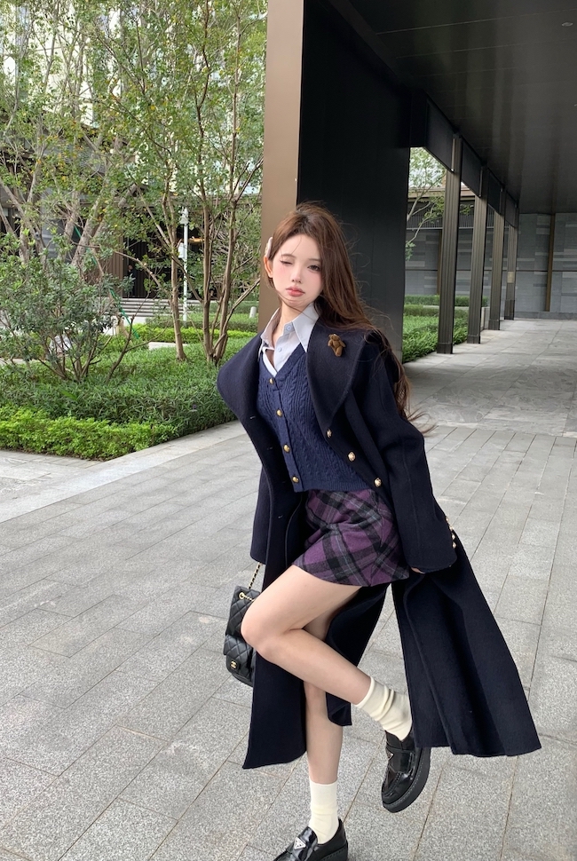 實拍 中長款大翻領毛呢大衣外套+假兩件麻花針織上衣格子短裙