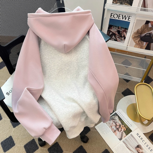 Original workmanship pink contrasting color raglan sweatshirt for women autumn and winter  new style velvet thickened mid-length jacket trendy