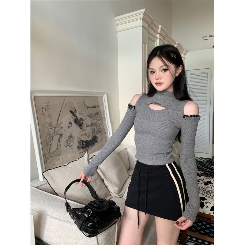 小心機鏤空露肩潮流感女裝秋季修身半高領打底衫辣妹短款長袖上衣