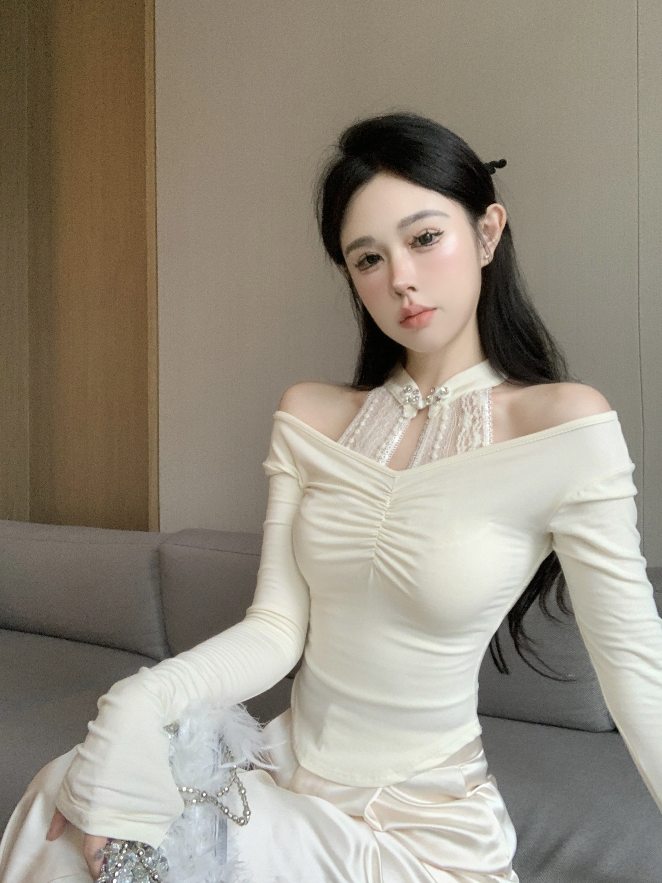 #實拍#欲媚少女掛脖蕾絲上衣女改良旗袍針織衫修身加絨打底衫