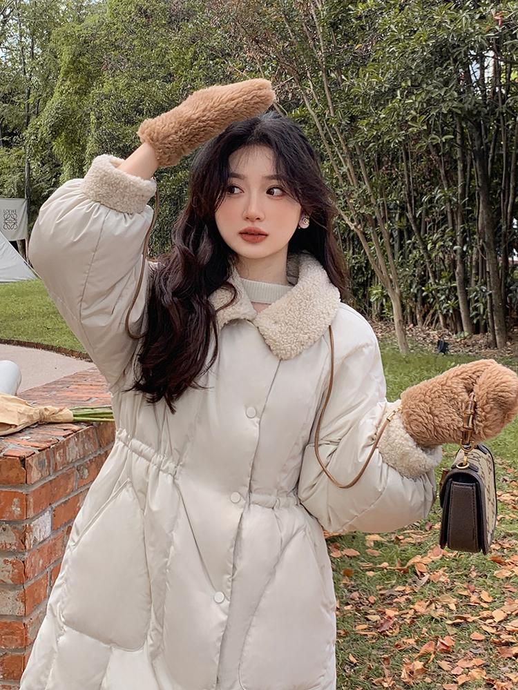 White duck down Miss Chipmunk Olaf splicing lambswool down jacket for women petite mid-length waisted jacket