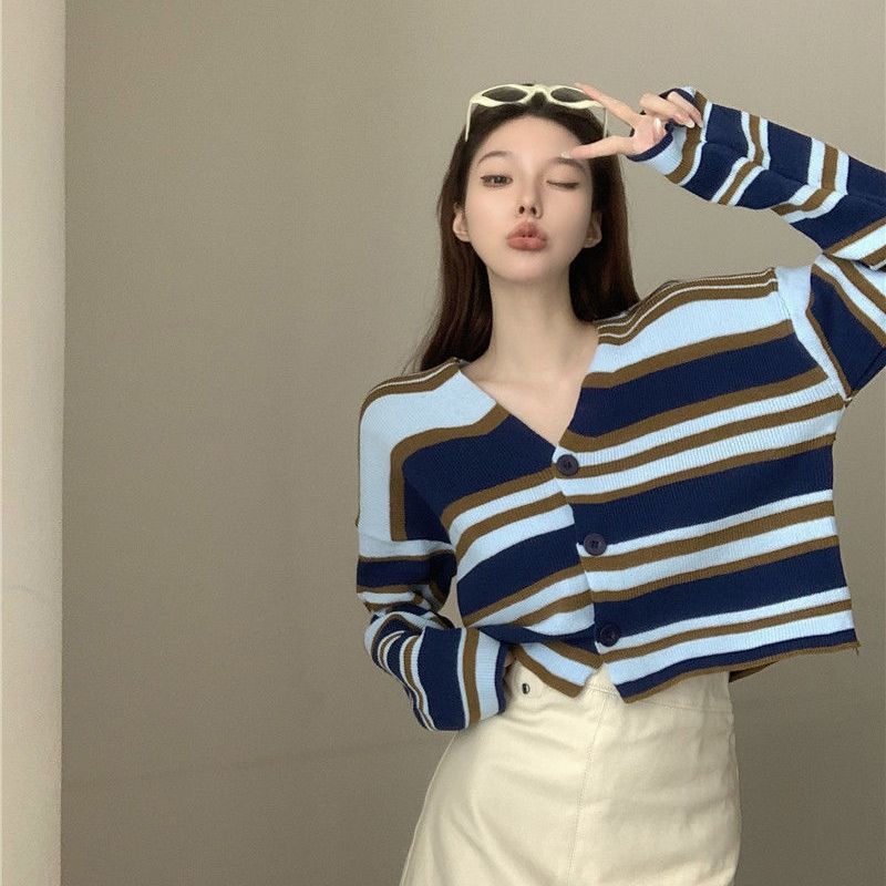 2023 new autumn style contrast stripe short gradient long-sleeved sweater women's loose sweater cardigan coat long sleeves
