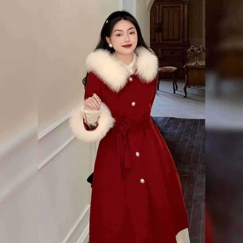 棠公子赫本風紅色毛呢大衣女冬季加厚帶毛領收腰中長款高級感外套