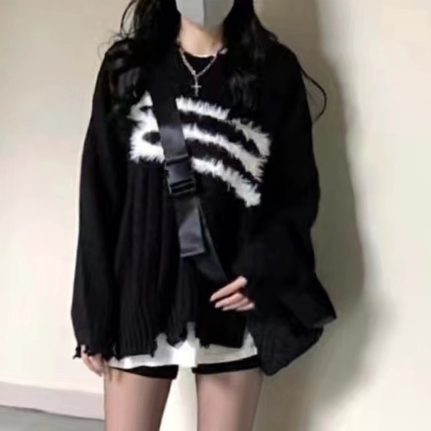 黑色破壞感套頭毛衣女秋季2023新款寬鬆設計感慵懶復古高街針織衫