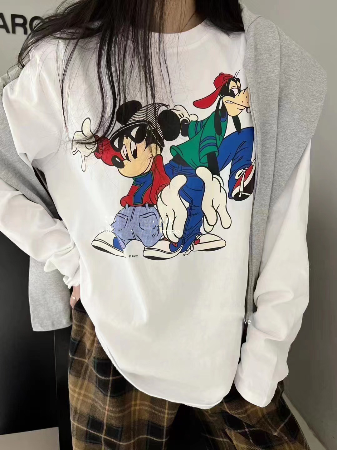 Official picture high quality 2023 winter new Korean version Mickey versatile solid color long-sleeved T-shirt tops for women