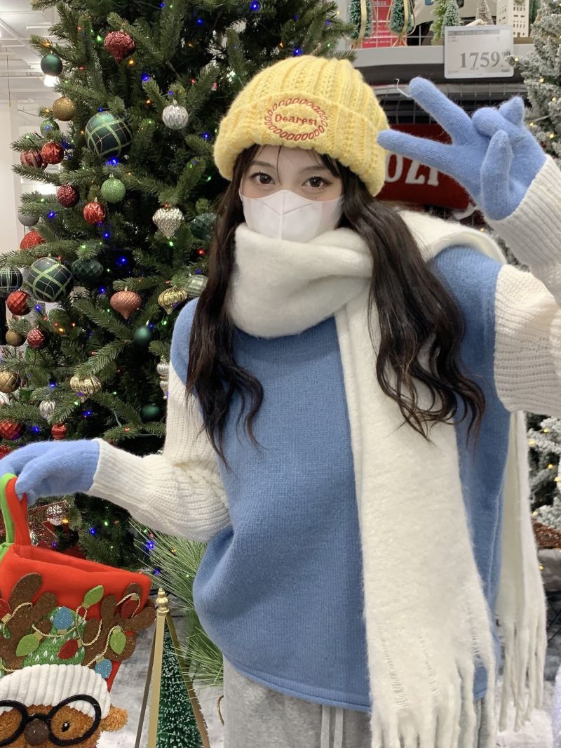 實拍三標齊氛圍感學院風設計感拼接圓領毛衣女