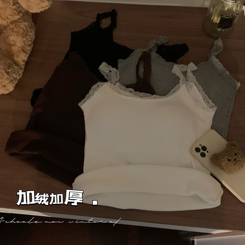 Real shot of autumn and winter sexy lace splicing and velvet thickened camisole with breast pads and inner bottoming top