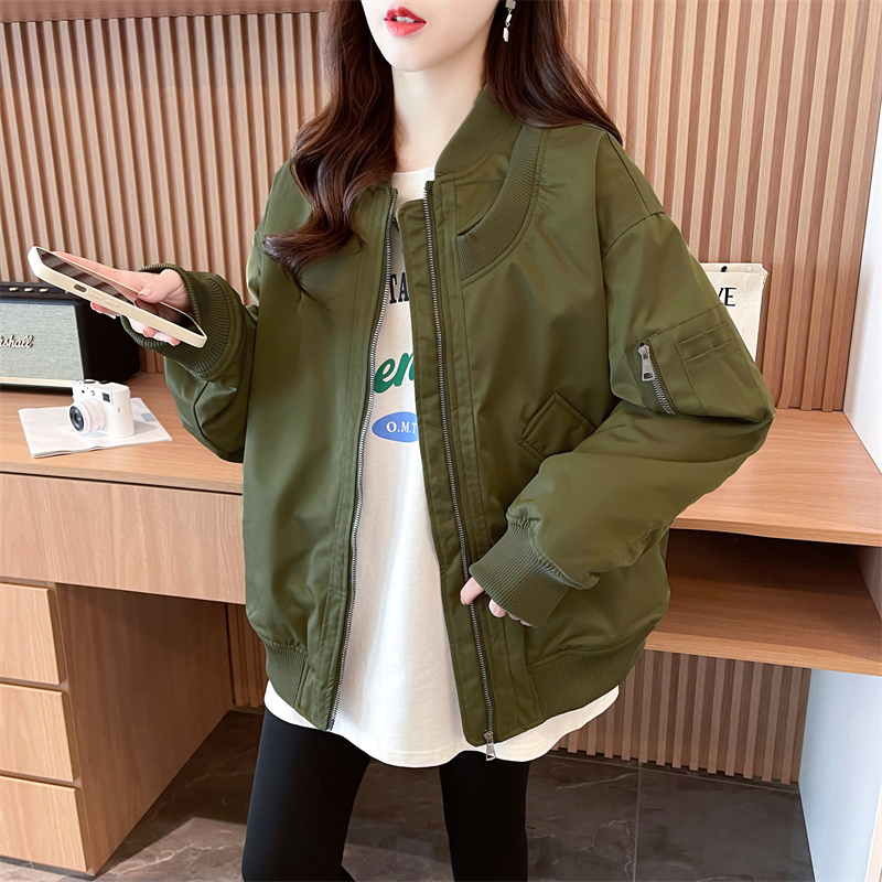 First real shot of American flight suit, down jacket, women's loose neutral style work jacket and cotton coat