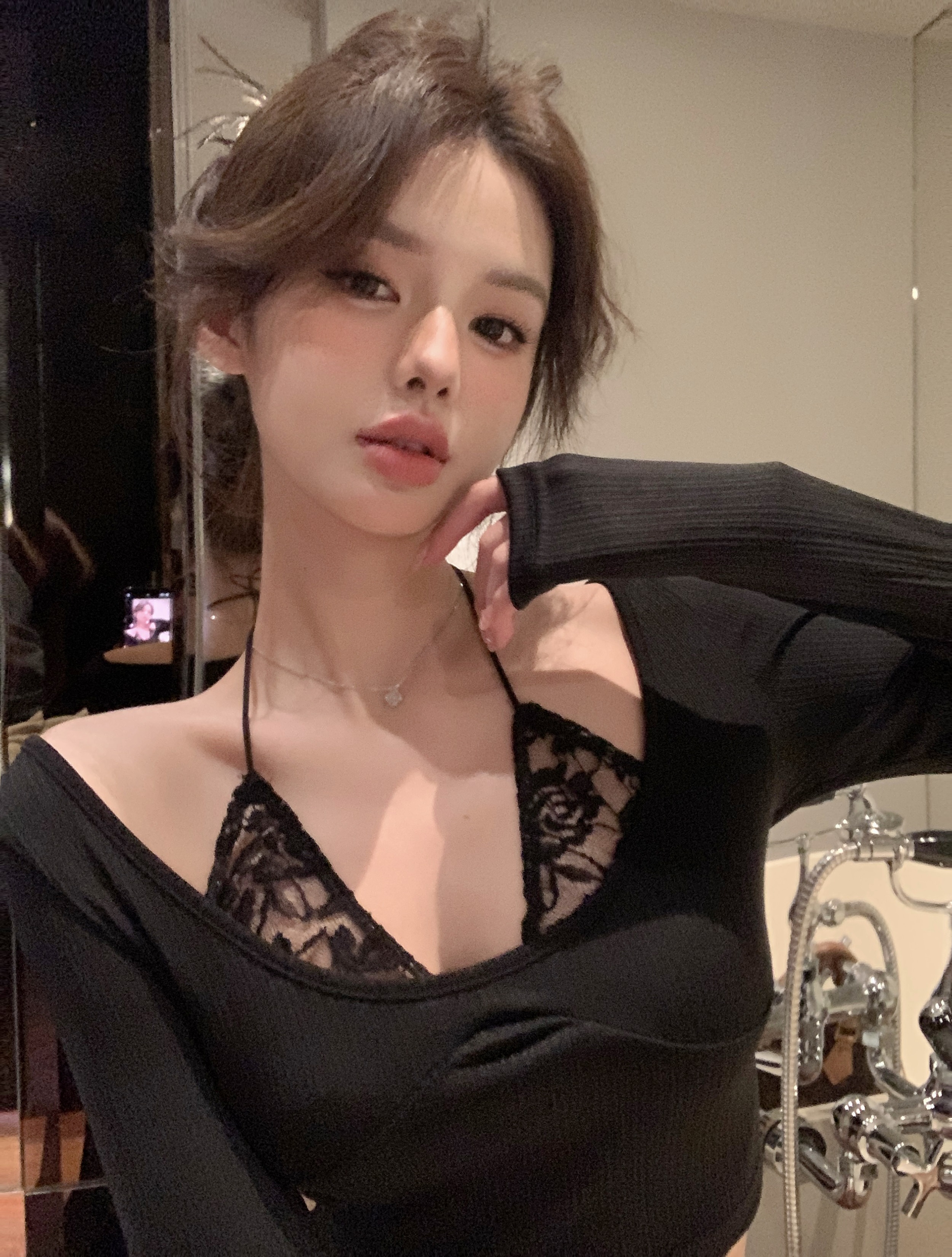 實拍 純欲修身顯瘦設計感假兩件長袖打底衫蕾絲拼接掛脖上衣