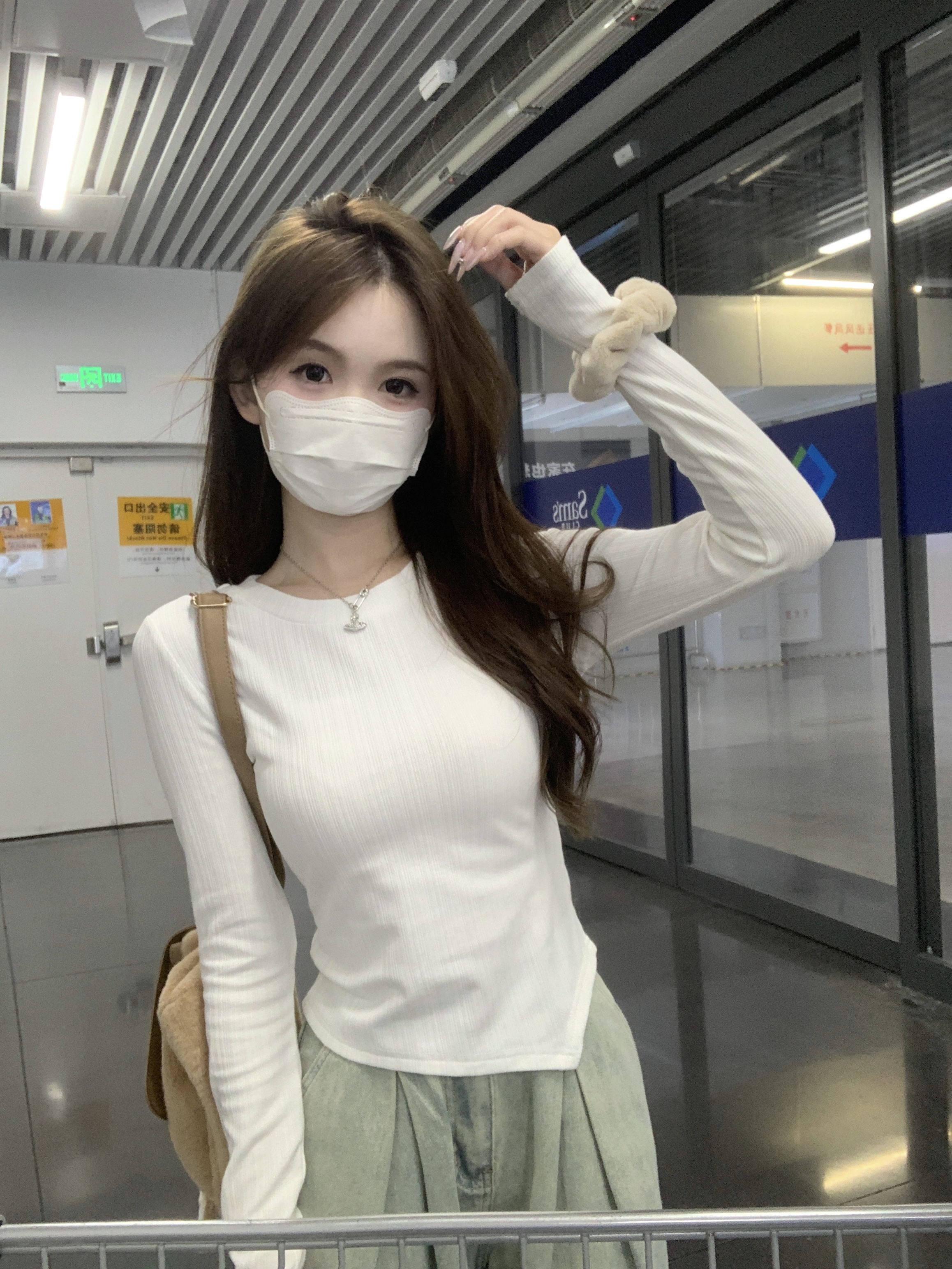 實拍~秋冬韓版白色加絨長袖內外搭加厚打底衫設計感長袖上衣