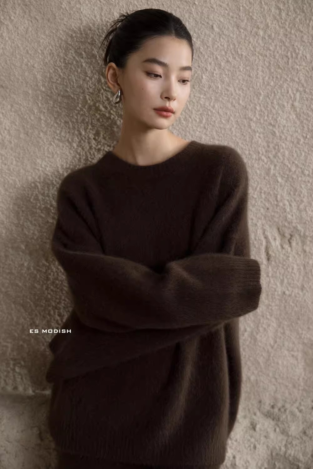 美拉德仿浣熊絨軟糯毛衣女秋冬高級感慵懶加厚套頭羊絨針織衫冬季