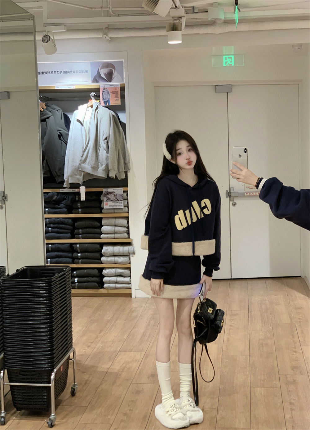 實拍連帽衛衣套裝裙女秋冬新款高級感半身裙兩件套