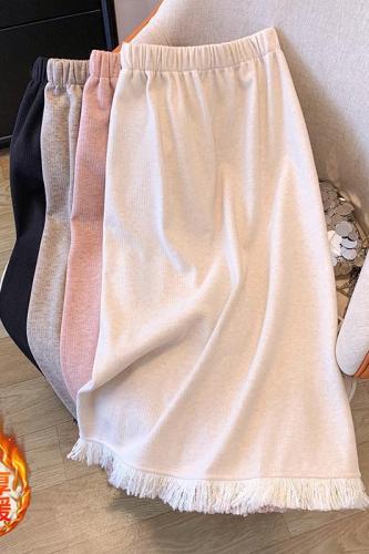 米白色针织半身裙女秋季2023新款设计感小众流苏加厚宽松毛线裙子