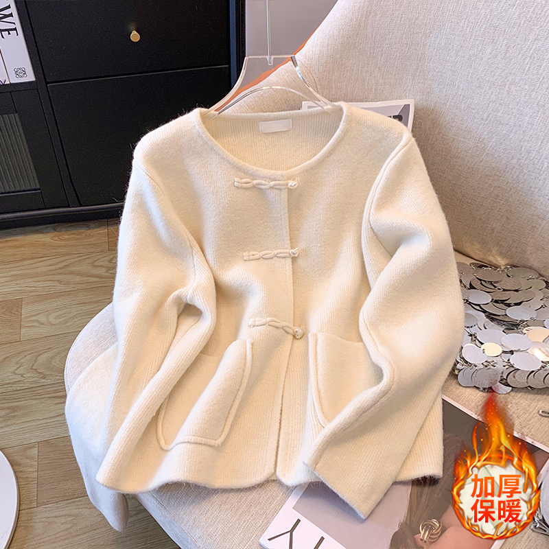 Round neck long sleeve buttoned sweater jacket for women autumn and winter new 2023 casual Chinese style knitted cardigan top trend