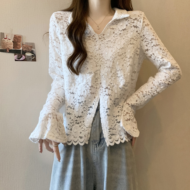 實拍2023秋冬裝新款胖mm大碼女洋氣百搭蕾絲喇叭袖小衫辣妹上衣