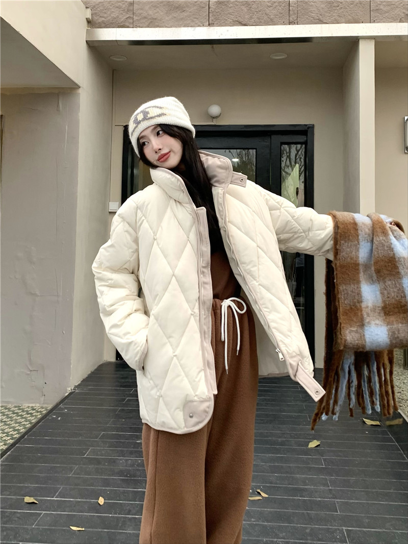 Actual shot of 2023 new French stand-up collar cotton coat with rhombus design, quilted and thickened cotton coat