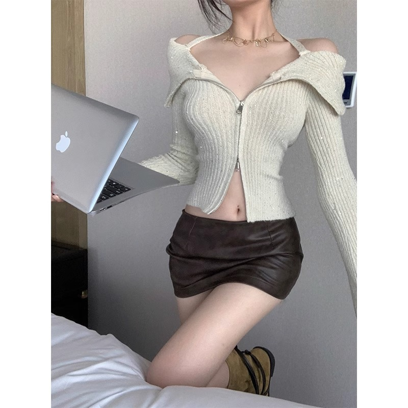 毛衣女韓系溫柔風時尚設計感一字肩長袖秋季新款掛脖短款上衣